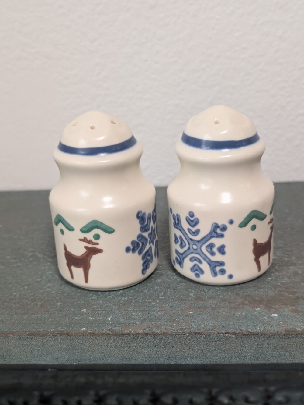 Vintage Pfaltzgraff Stenciled Nordic Christmas Salt & Pepper Shaker Set Reindeer